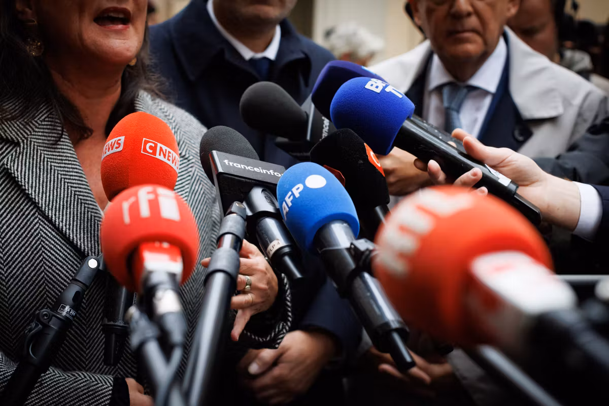 Journalisme français, la crise de confiance qui fracture le paysage médiatique