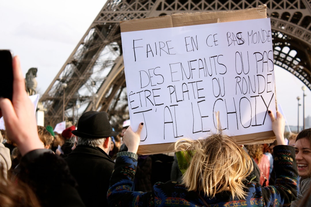 C&rsquo;est quoi ces conneries encore ? Chronique d&rsquo;une exaspération française