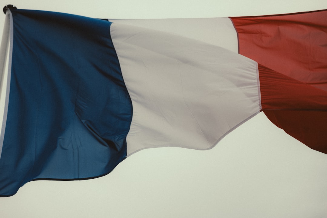 La France en pleine recomposition : entrepreneurs en fuite, UMP en crise, FN en embuscade